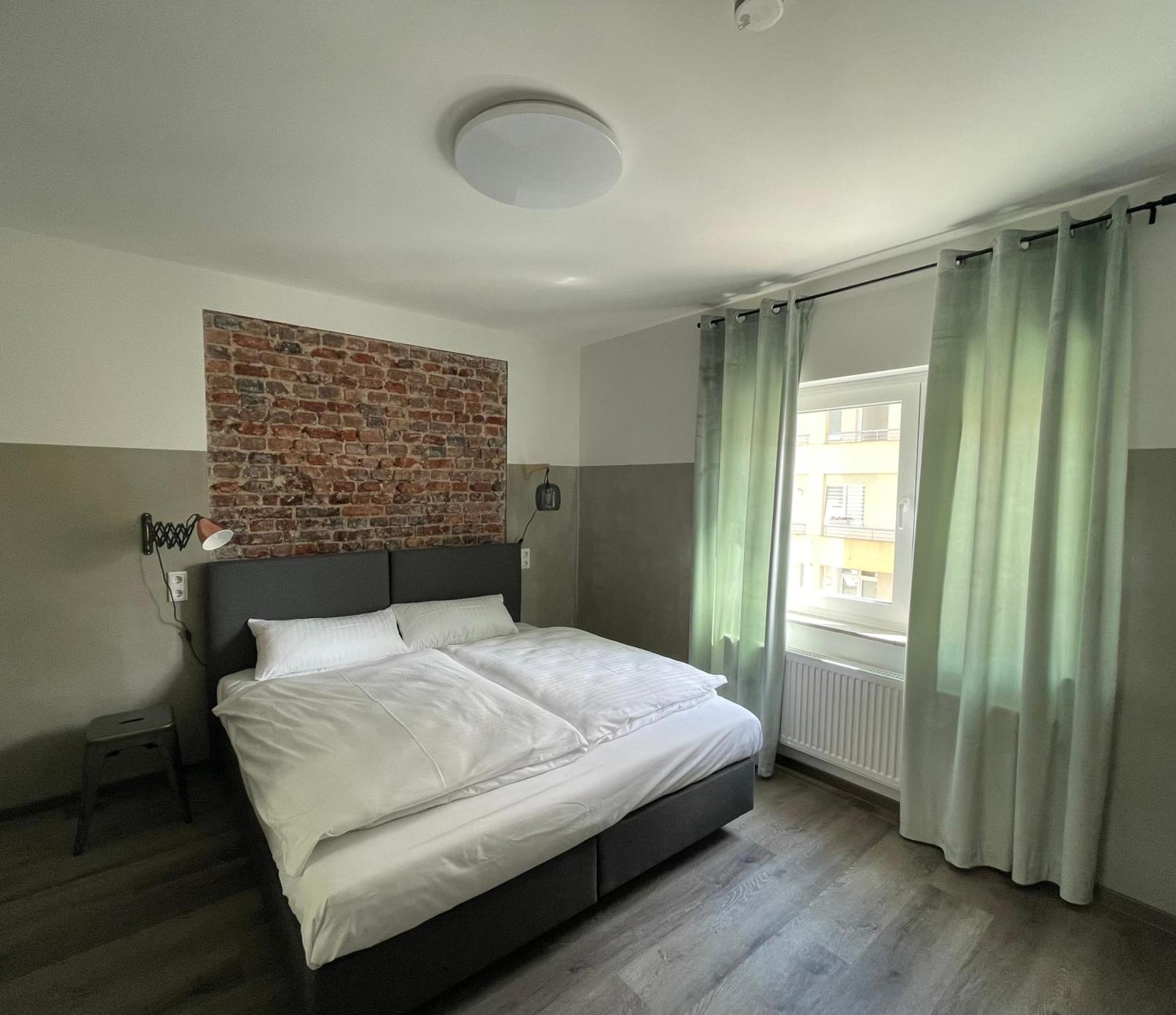 Haus 15 Apartments Bielefeld Bagian luar foto