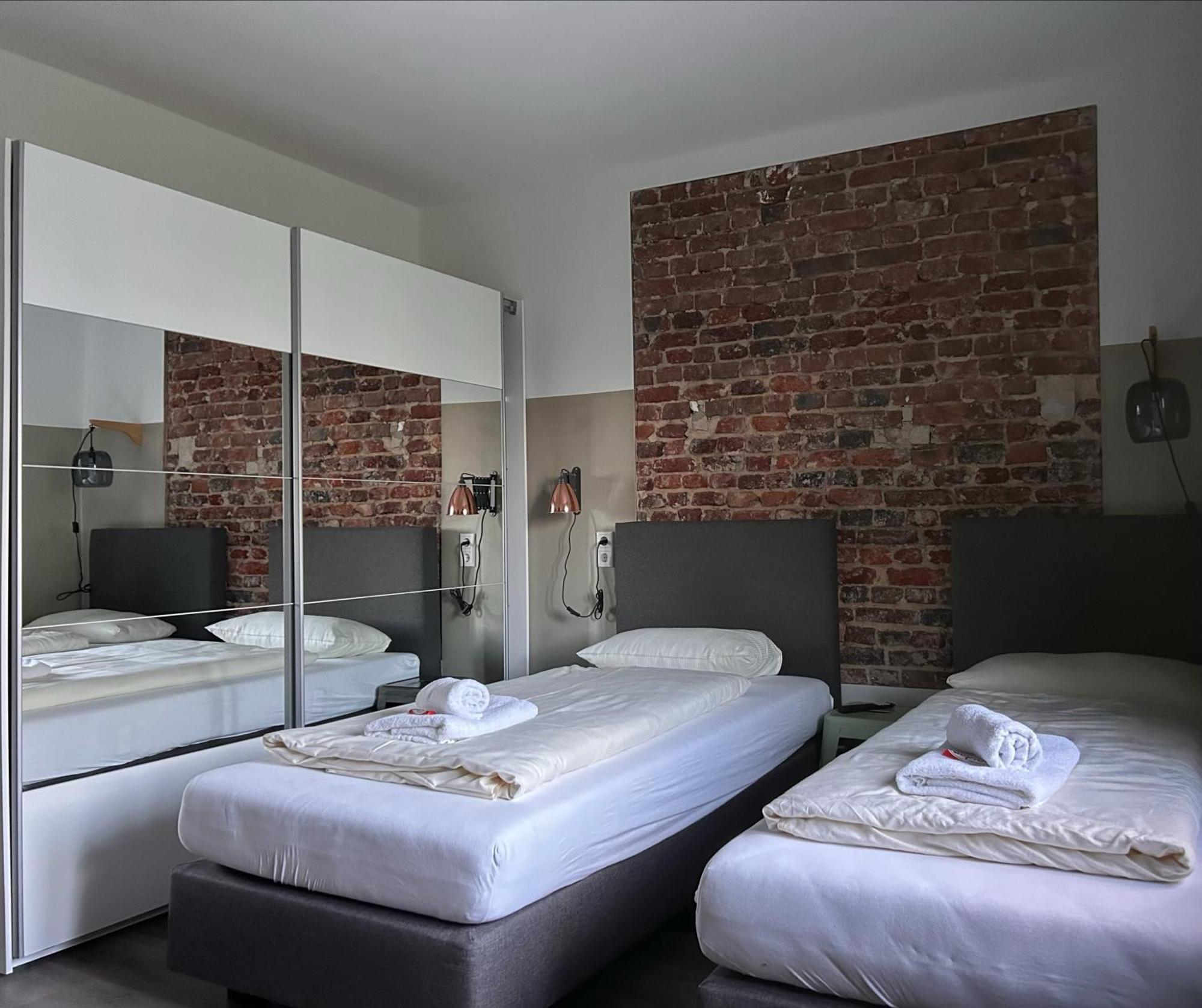 Haus 15 Apartments Bielefeld Bagian luar foto